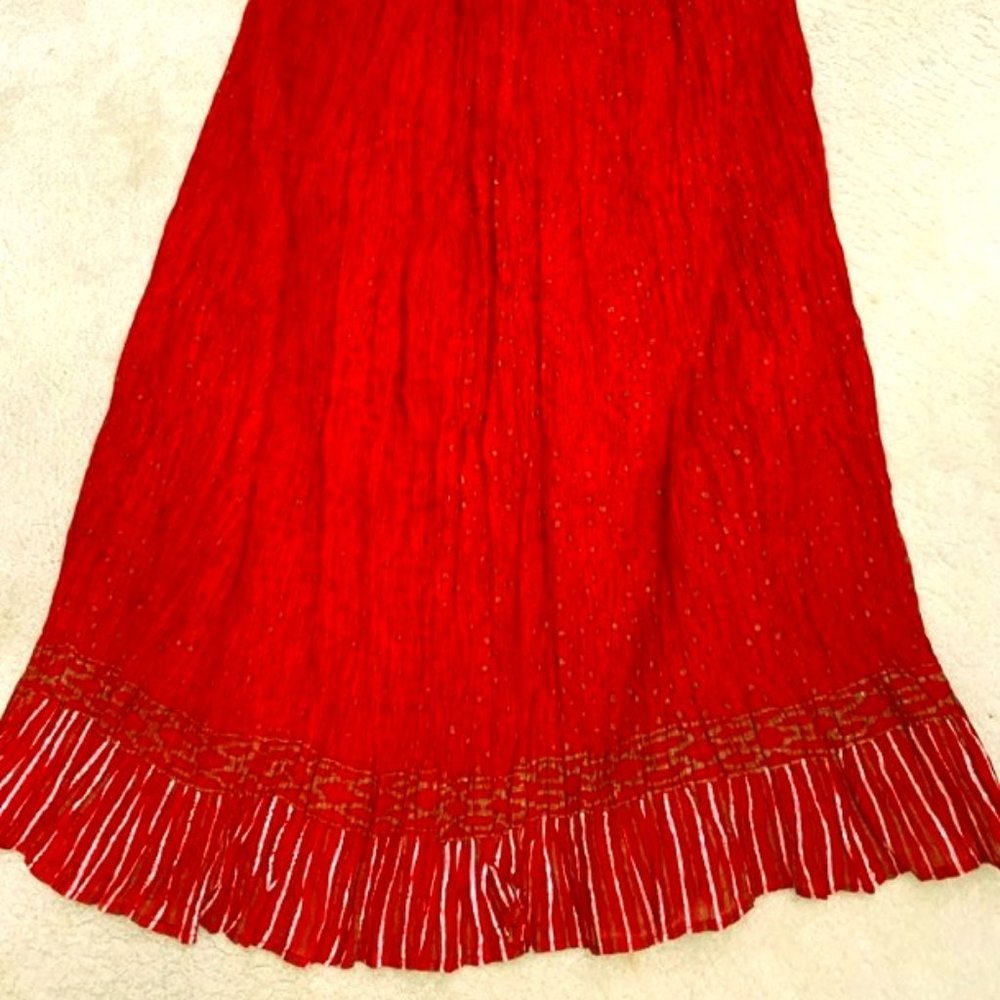 Crinkled Red Skirt